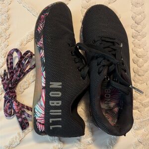 NOBULL Black Athletic Trainers with additional laces